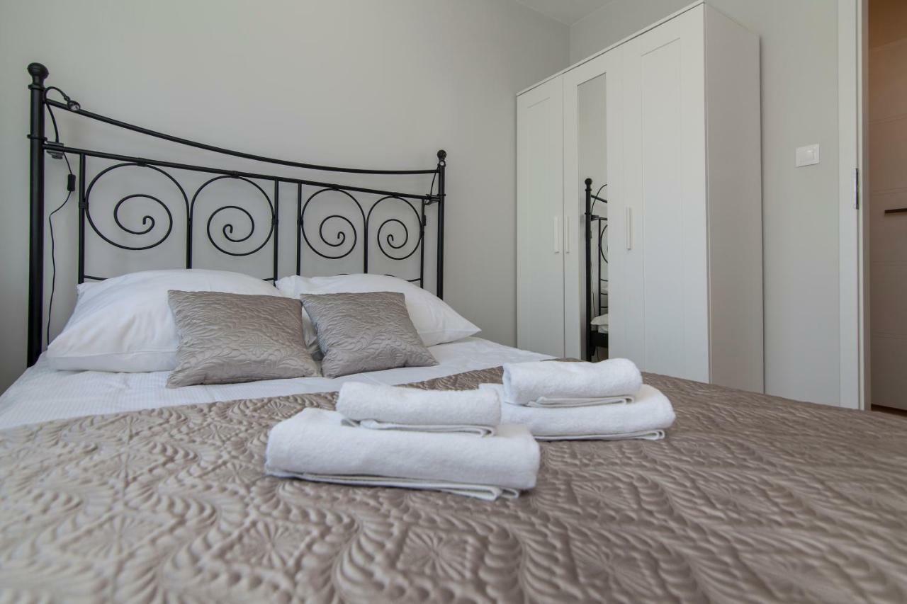 Apartament 24 Ul.Proletariacka 2A Centrum เบียวิสตอก ภายนอก รูปภาพ